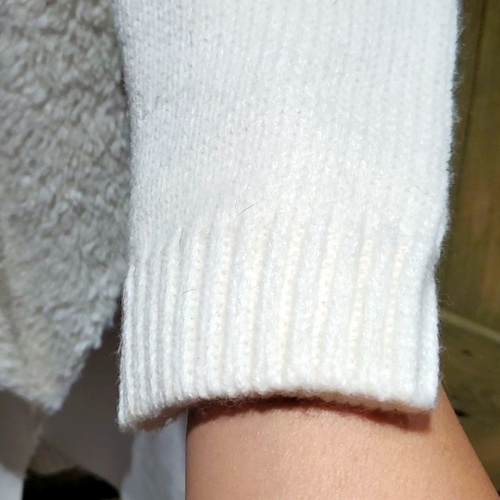 FAUX FUR KNIT SWEATER CREAM, SIZE PETITE LARGE - Picture 5 of 9